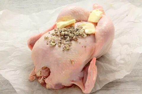 Курица со сливочным маслом под кожей