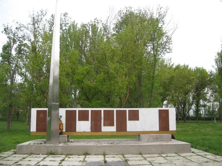 одноклассники зуя. посёлок зуя белогорского района крым. достопримечательности зуи. одноклассники зуя. школа зуя белогорский район.