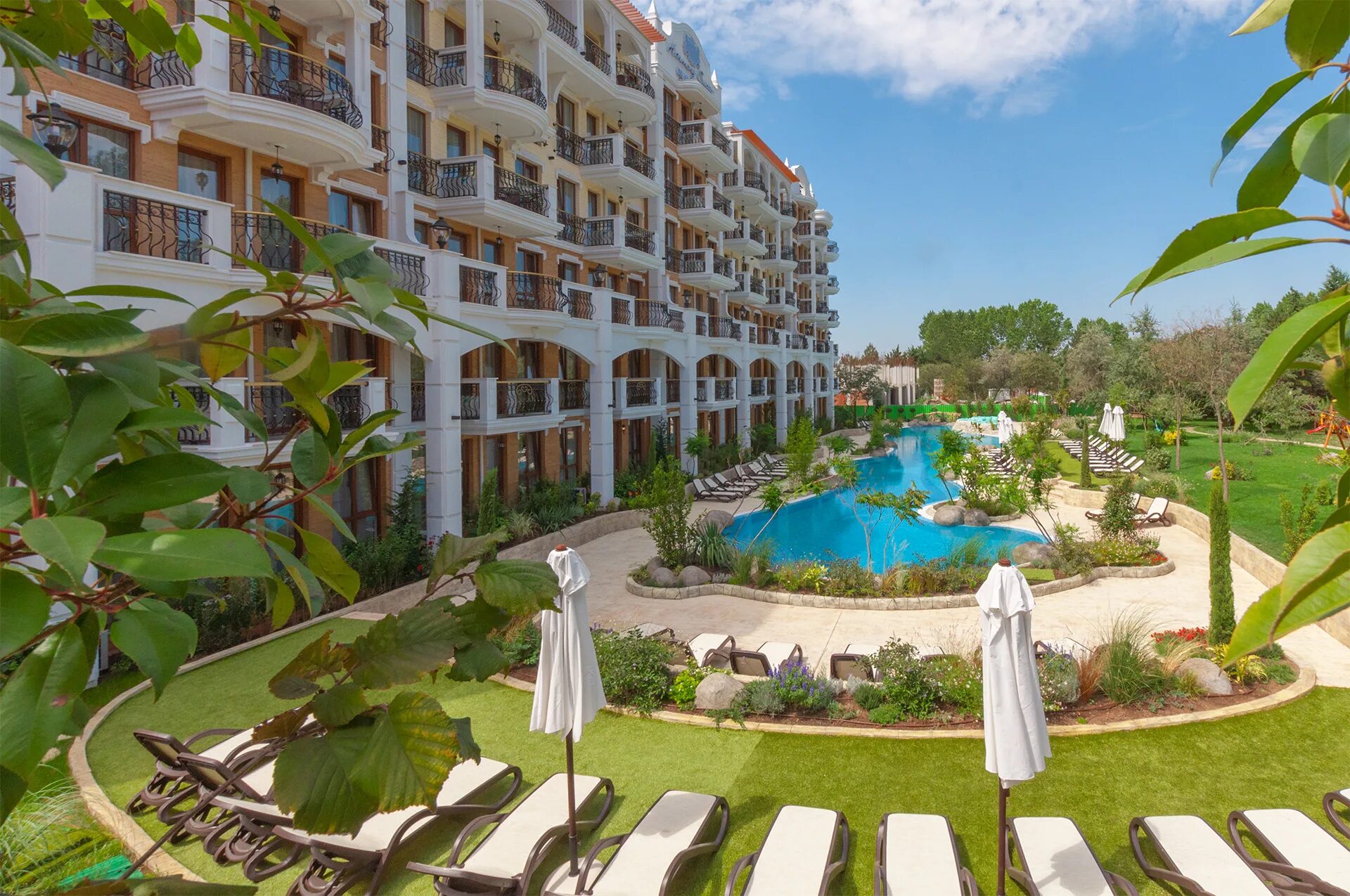 Harmony 1 3. Хармони сьютс болгария. солнечный берег болгария хармони. harmony suites болгария. harmony suites 3 болгария.