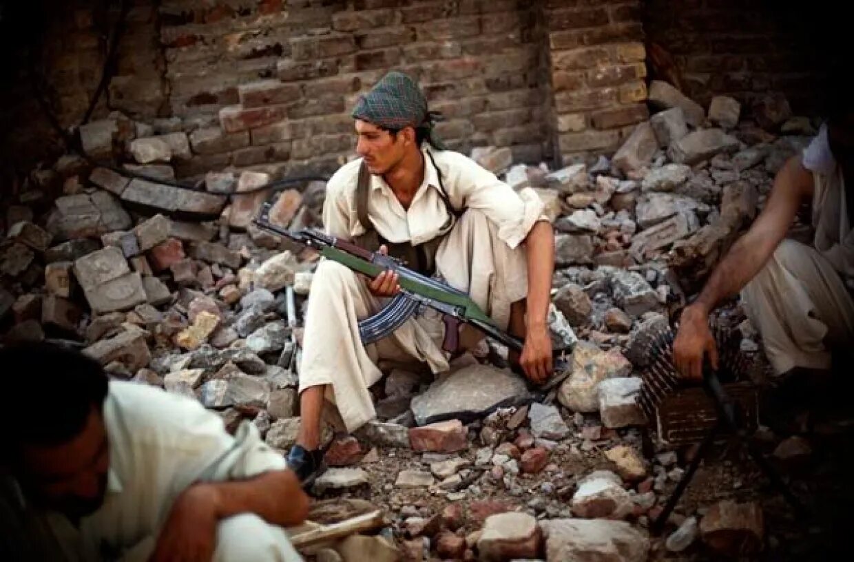 Афганистан талибы и моджахеды. Афганистан осталось. Американские солдаты в афганистане 1989. Афганистан осталось. 1979-1989 афганистан срочники.