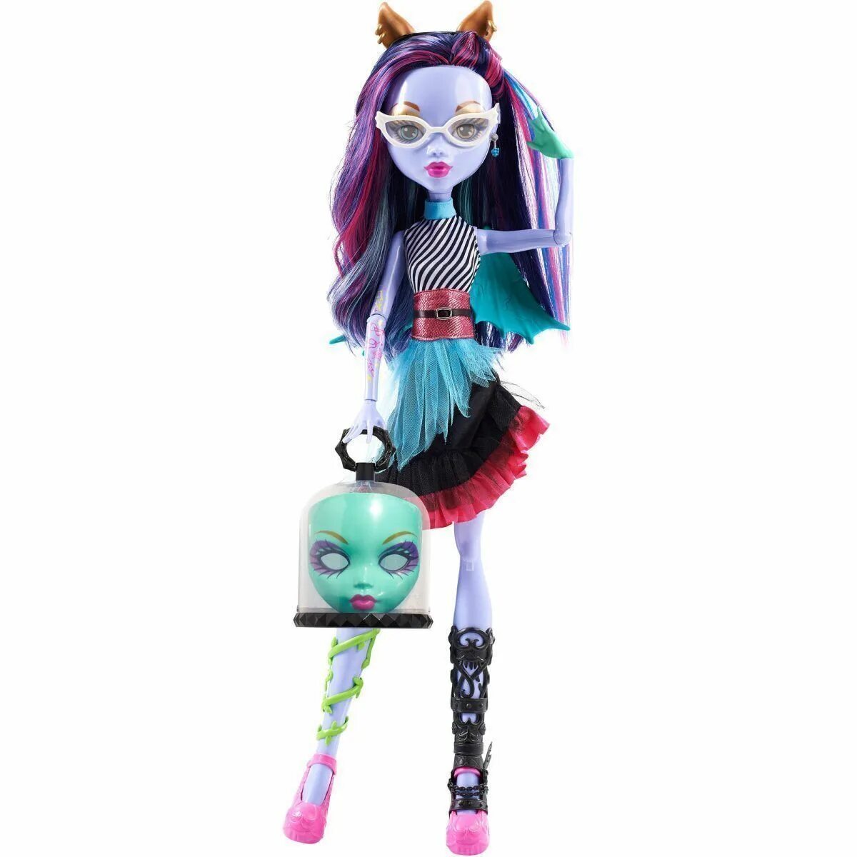 Хай высокий. Монстер Хай 70 см. Кукла Monster High 70 см. Monster High 70 см Freaky friend. Voltageous Монстер Хай кукла.