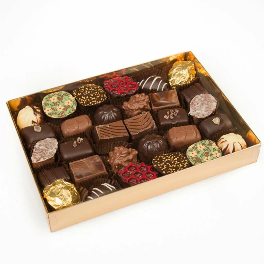 Самые вкусные конфеты на подарок. Коробка конфет. Коробки шоколадных конфет. Шоколадные конфеты в коробках. Конфеты шоколадные в коробке.