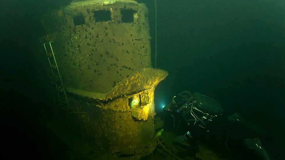 Подводная лодка затонувшая в Баренцевом море. Комсомолец подводная лодка на дне. Затонувшая подводная лодка комсомолец. К-159 атомная подводная лодка на дне. Курск под водой предсказание