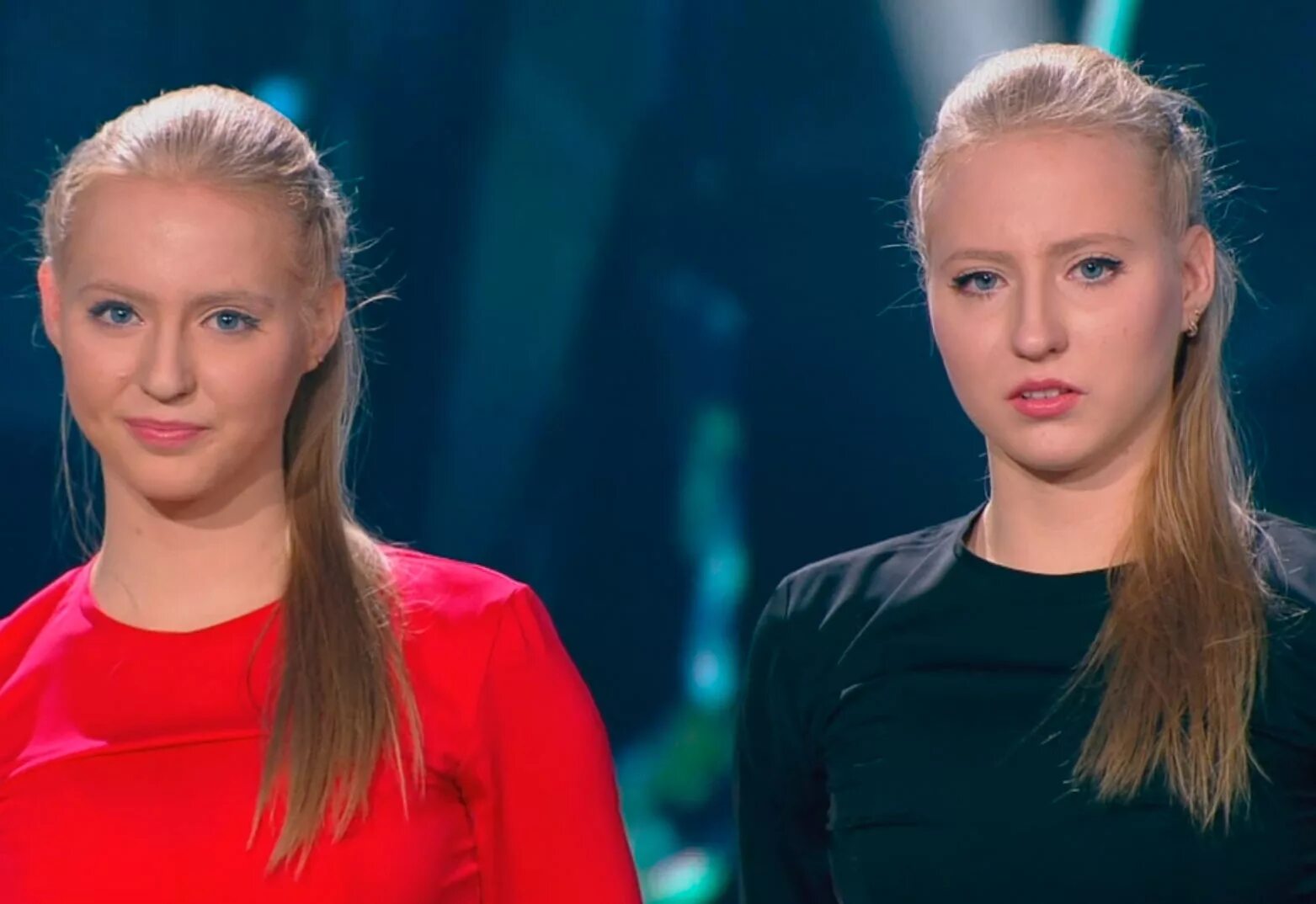 танцы сестры близнецы. михайлец танцы. сёстры михайлец танцы. вика михайлец. позы для близняшек.