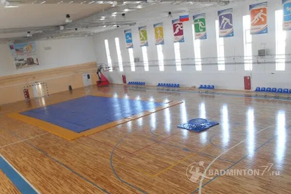 Лобня ул чехова 13а, фок юность. Юность лобня спортивный комплекс. Фок лобня. Трк лобня. Ледовый дворец лобня.