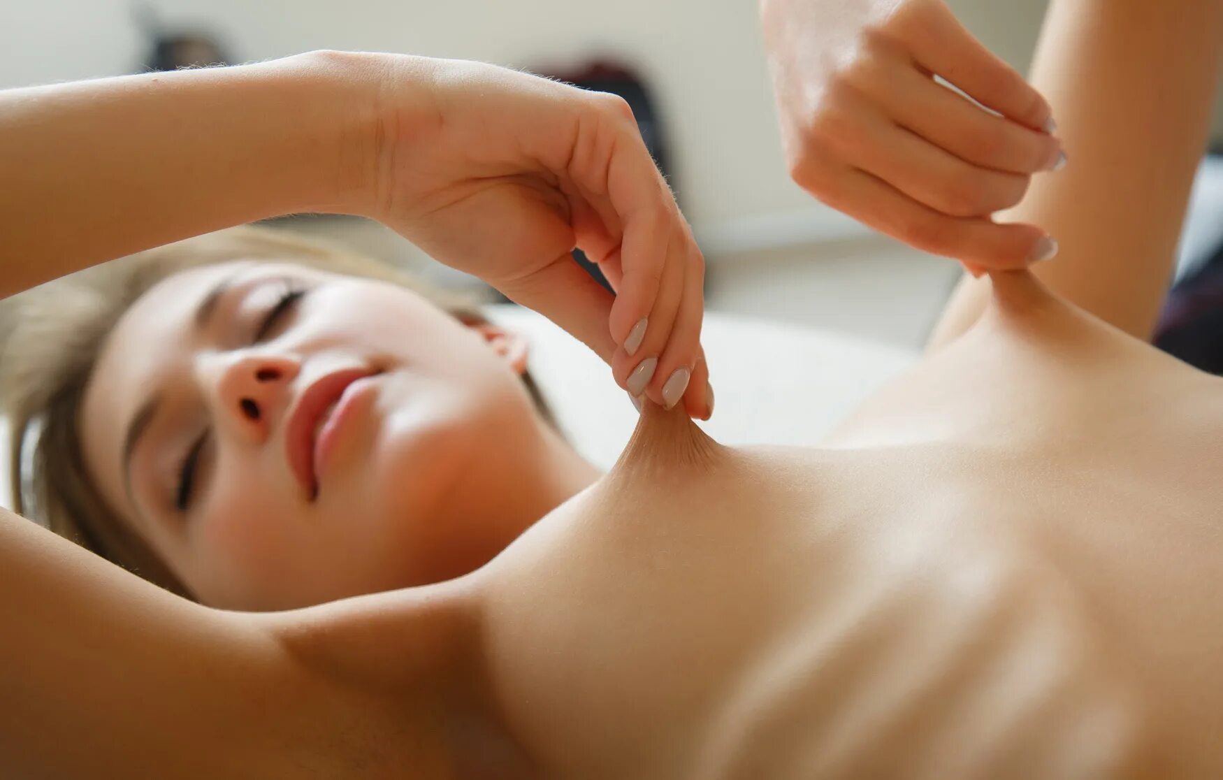 ласки тела. мест у женщин видео. ласки тела. мест у женщин видео. гинекологический осмотр.