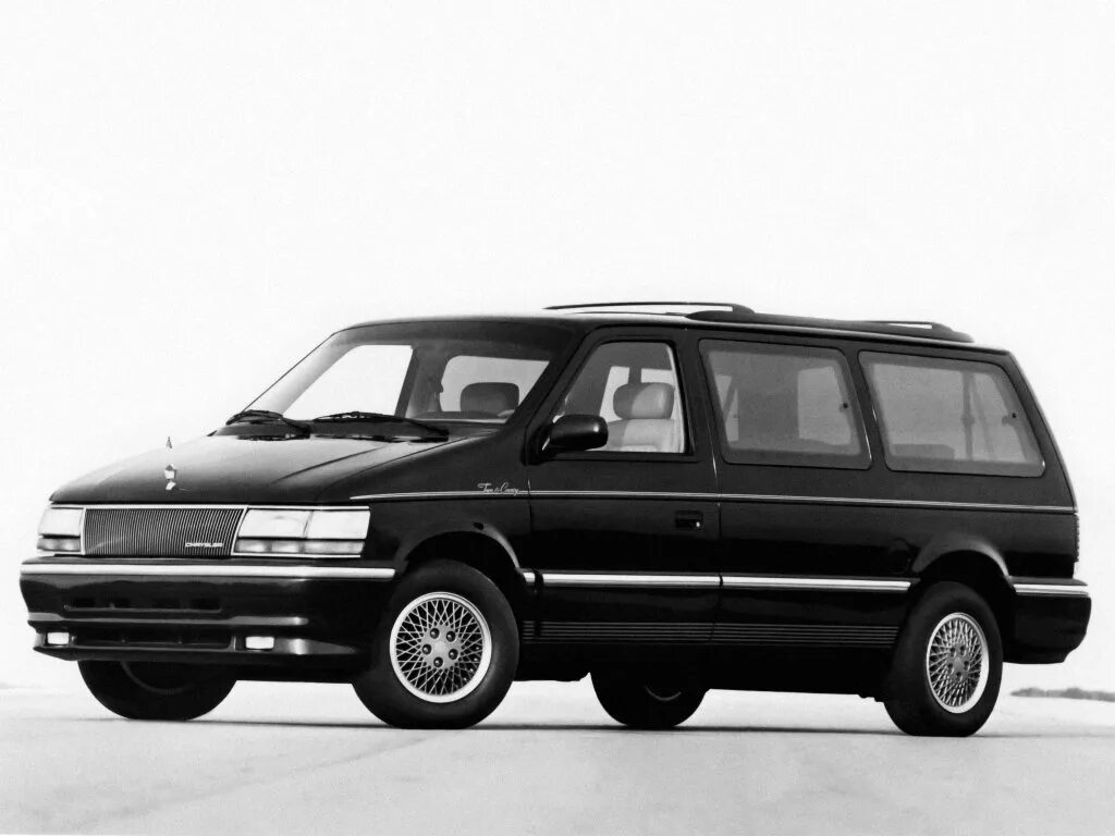 Chrysler Town Country 1991. Chrysler Town Country 1990. Крайслер Таун Кантри 1991 -1995. Минивэн Крайслер Town 1990. Country ii