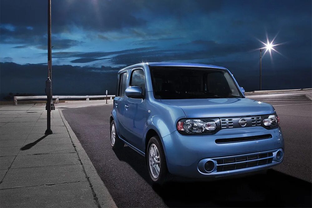 Cube фото. Nissan Cube 2012. Ниссан куб 2012. Nissan Cube z13. Ниссан куб 2018.