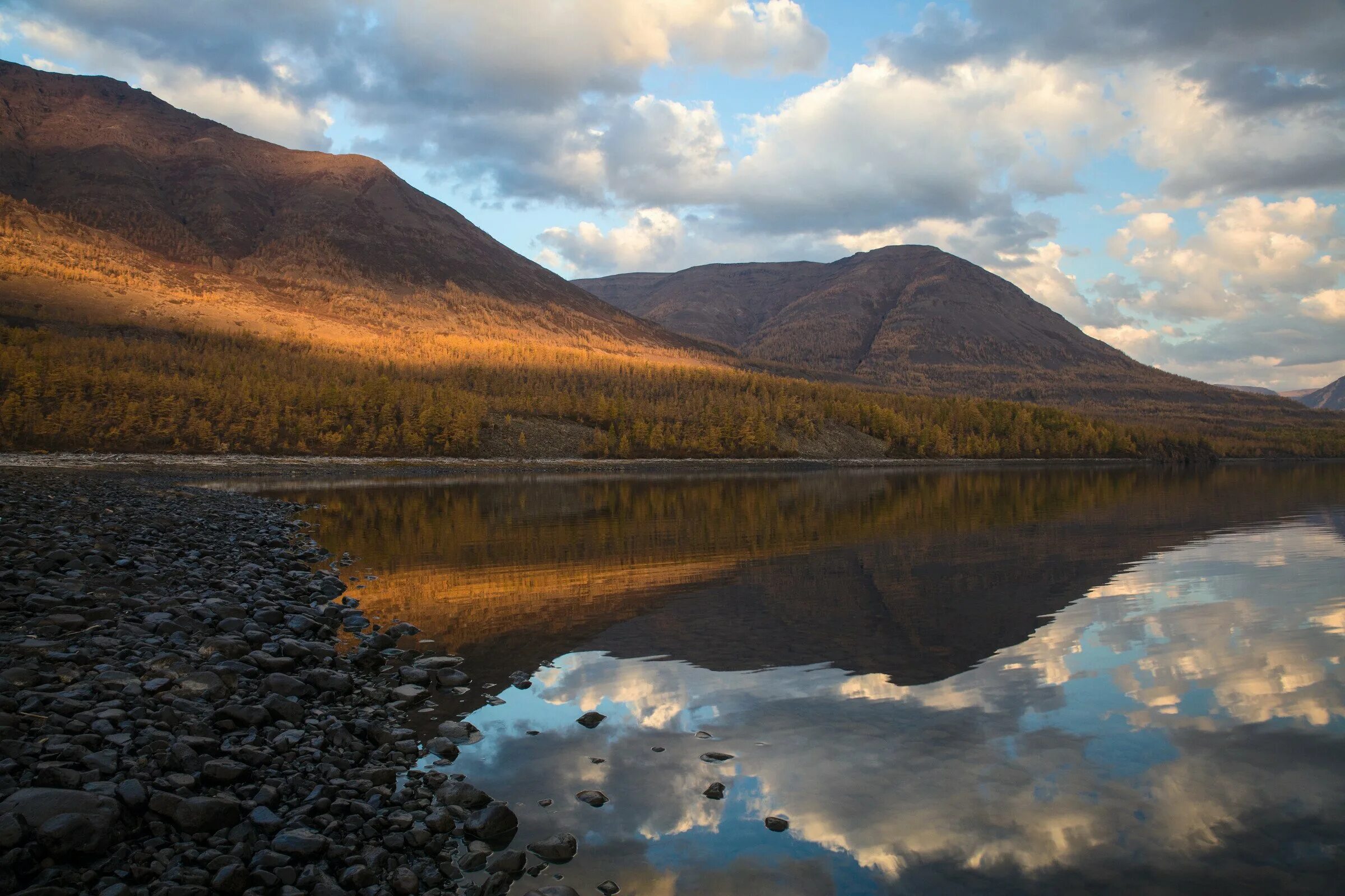 камчатка таймыр. камчатка таймыр. камчатка таймыр. вулкан горелый высота. пирамиды плато путорана сибирь.