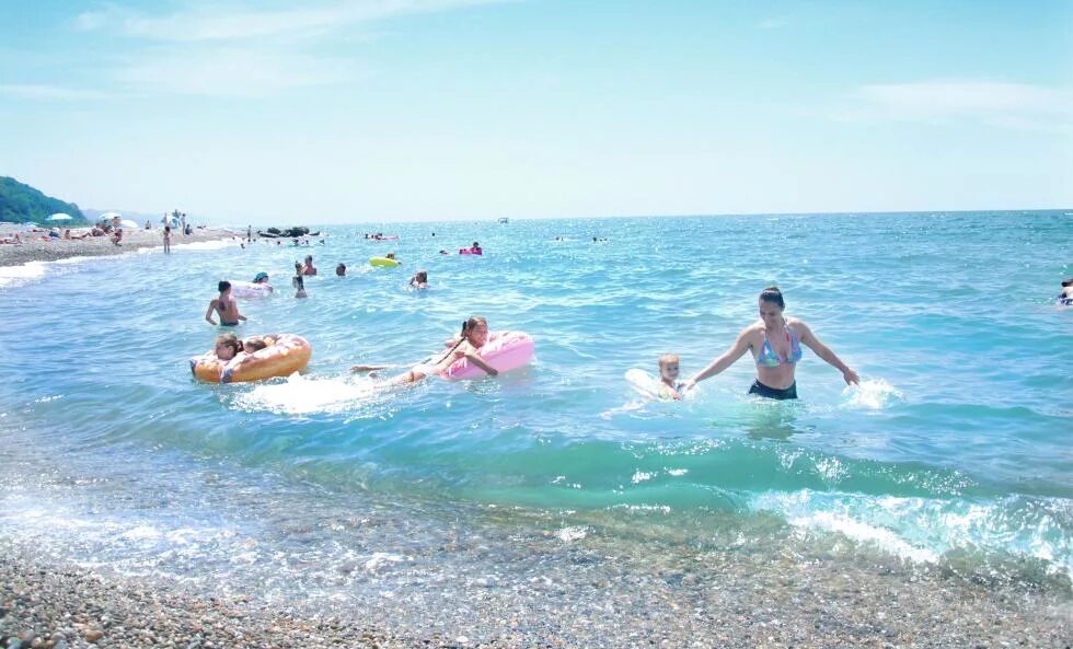 Море Лазаревское Сочи Вардане. Вардане пляж. Отдых на море с детьми Сочи. Вардане с детьми пляж. Недорогой отдых на черном море все включено