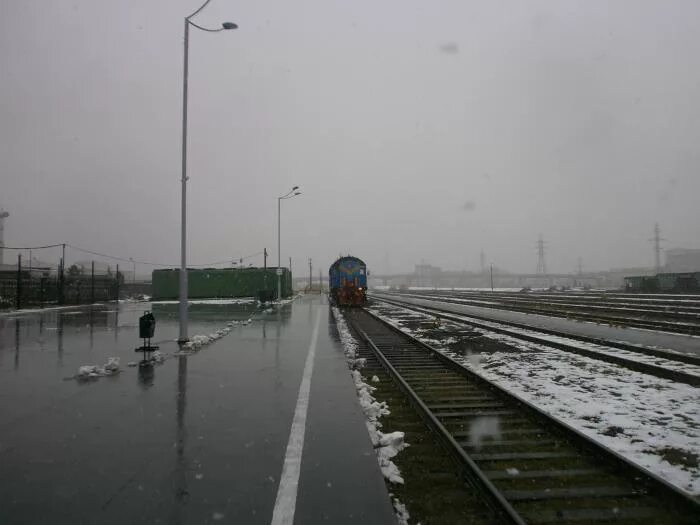 Пуровск ЖД станция. Станция новый Уренгой. Ноябрьск-1 станция ЖД. ЖД вокзал новый Уренгой.