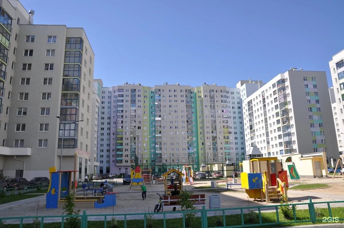 Вильгельма де геннина 43 екатеринбург академический. Вильгельма де геннина 42. Де геннина 43. Велгелма де генина 43 екатеринбург улица. Улица вильгельма де геннина екатеринбург.