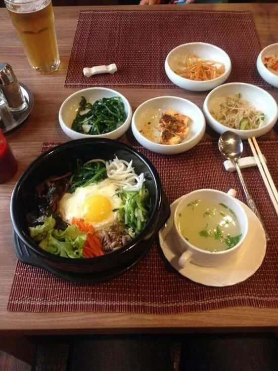 Arenafoots catering остров месты. Южно сахалинск питание. S7 airlines в аэропорту южно-сахалинска. Южно сахалинск ресторан корейской кухни. Южно сахалинск питание.