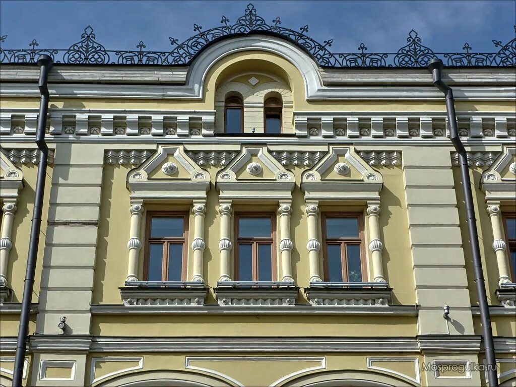 дом московского купца петра третьякова. доходный дом третьякова на кузнецком мосту. доходный дом третьяковых. дом купца третьякова таганрог. доходный дом третьяковых.