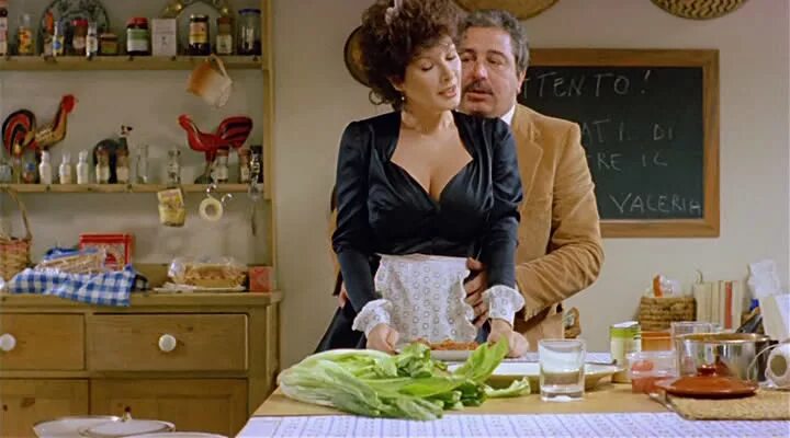 Старые итальянские комедии. Фильм la vacanza. Жена в отпуске любовница в городе. Комедии франция италия. Ренцо монтаньяни, лино банфи фильмы.