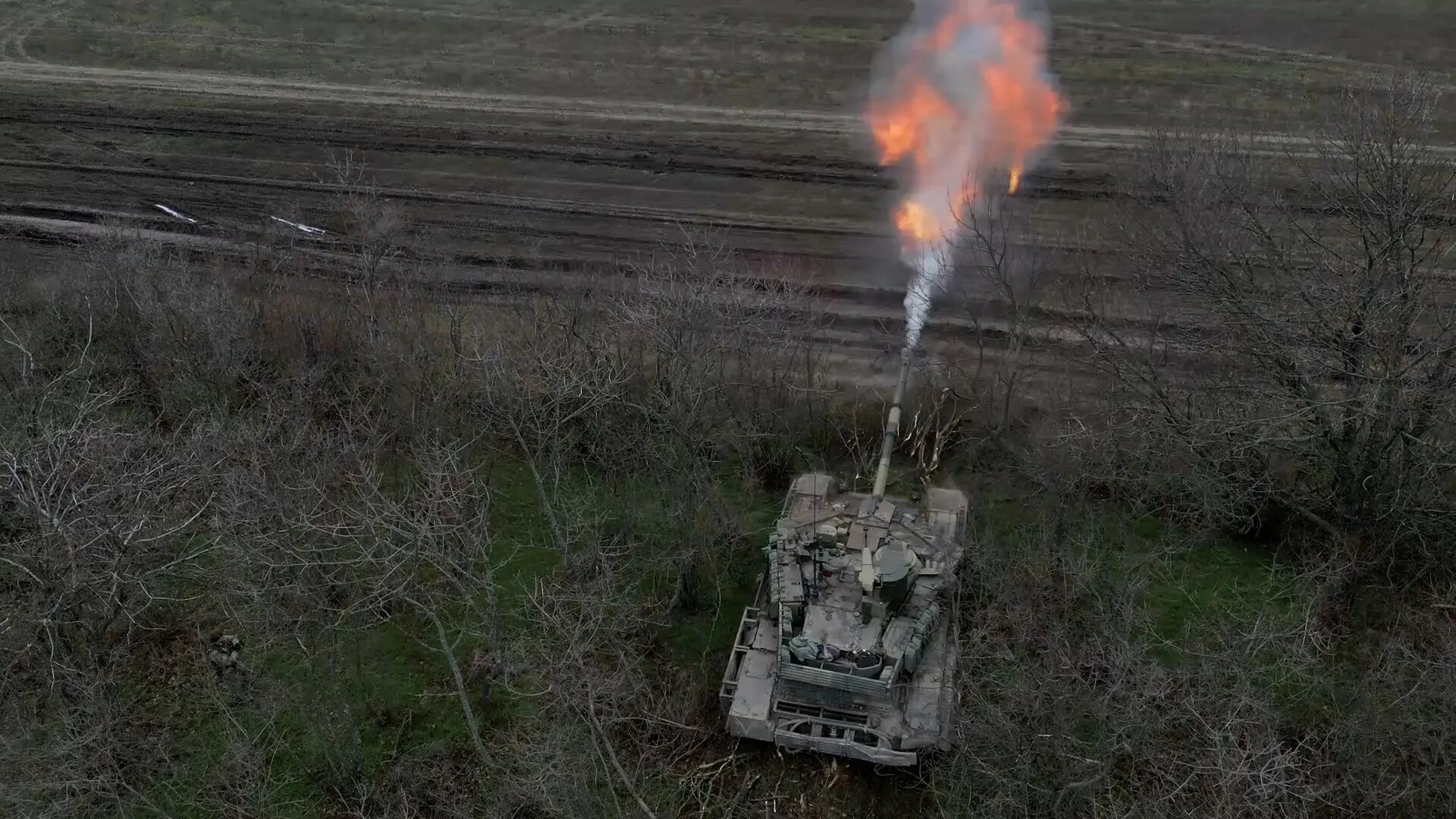 Танковый отряд. Военная техника. Средства ПВО. Российские военные.