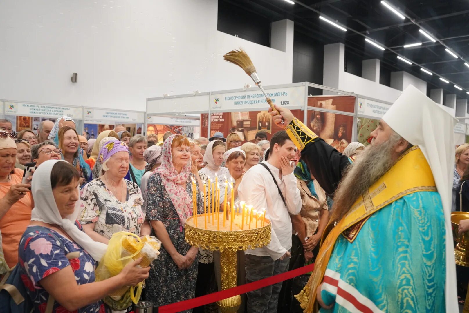 Где проходит ярмарка православная в нижнем новгороде. Нижегородская православная ярмарка. Православный. Церкви участвуют. Православная ярмарка в Нижнем Новгороде в 2023 в декабре.