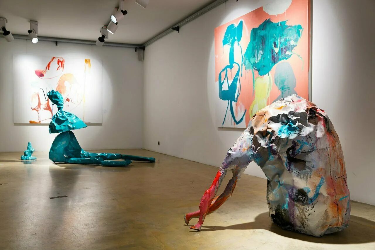 Современное искусство картины. Современное искусство 21 века. Необычные инсталляции. Музей современного искусства сан-франциско. Креативные инсталляции.