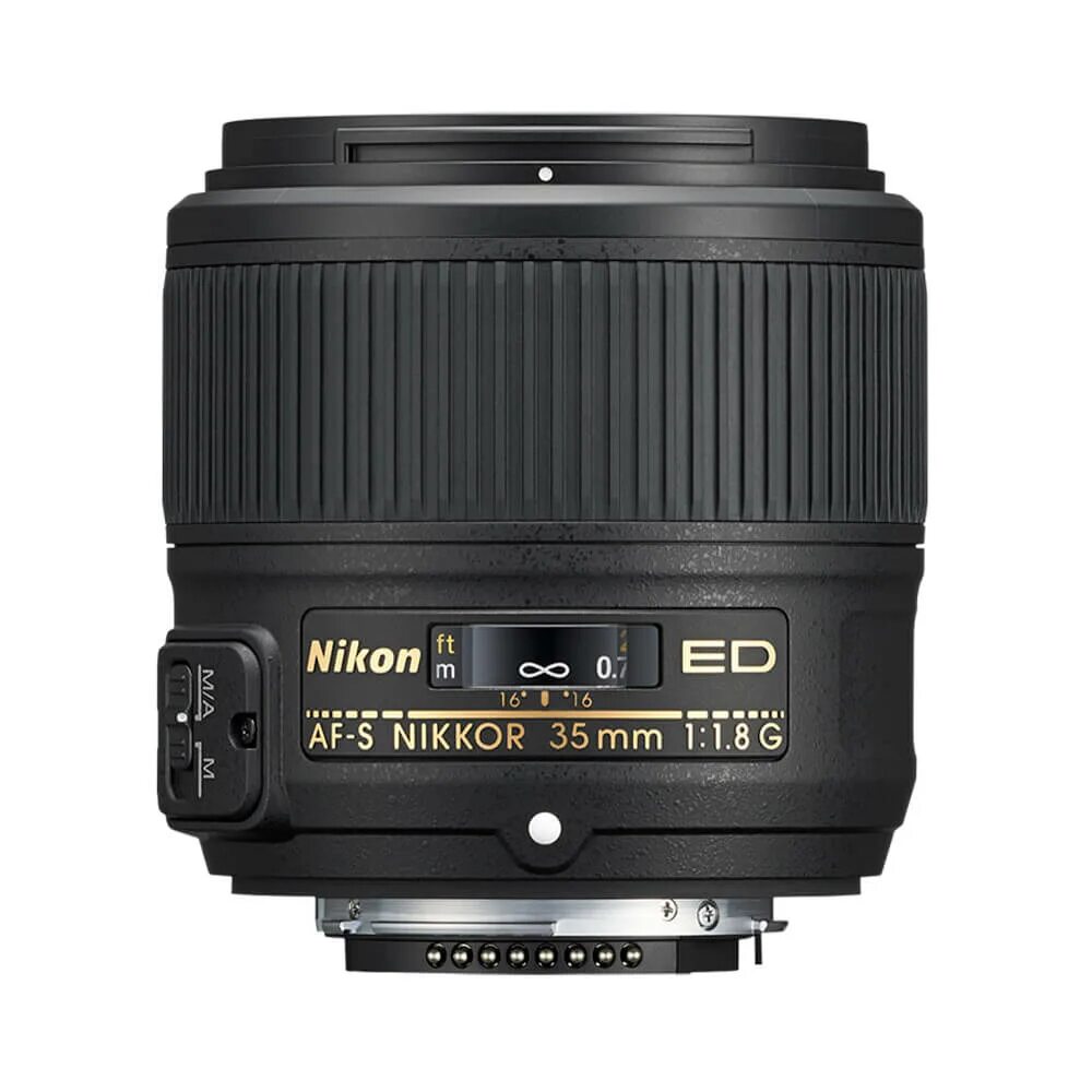 Nikon 35mm f/1.8g af-s DX Nikkor.