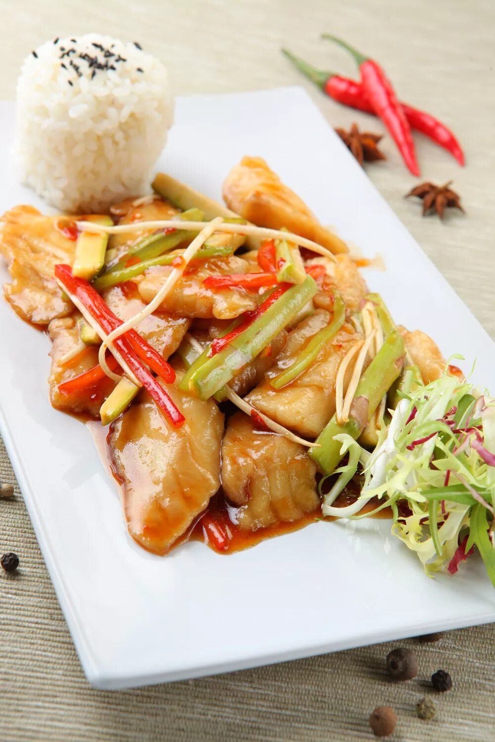 азиатская и паназиатская кухня. азиатская и паназиатская кухня. итальянская кухня блюда. еда в ресторане паназиатской кухни. бирб паназия.