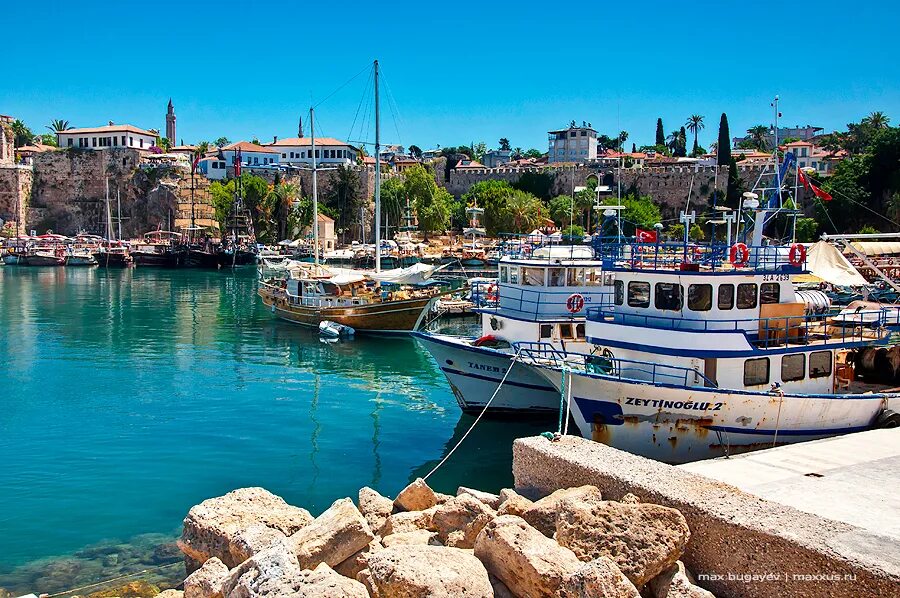 Питер анталья. Питер анталья. Калеичи порт. Гавань анталья. Анталия город antalya city.