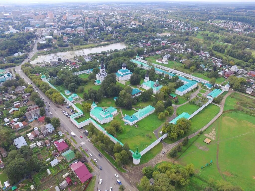 Монастырь в александрове. Монастырь в Александрове Владимирской области. Успенский монастырь в Александрове. Женский монастырь в Александрове Владимирской области. Успенский монастырь Владимирская область.