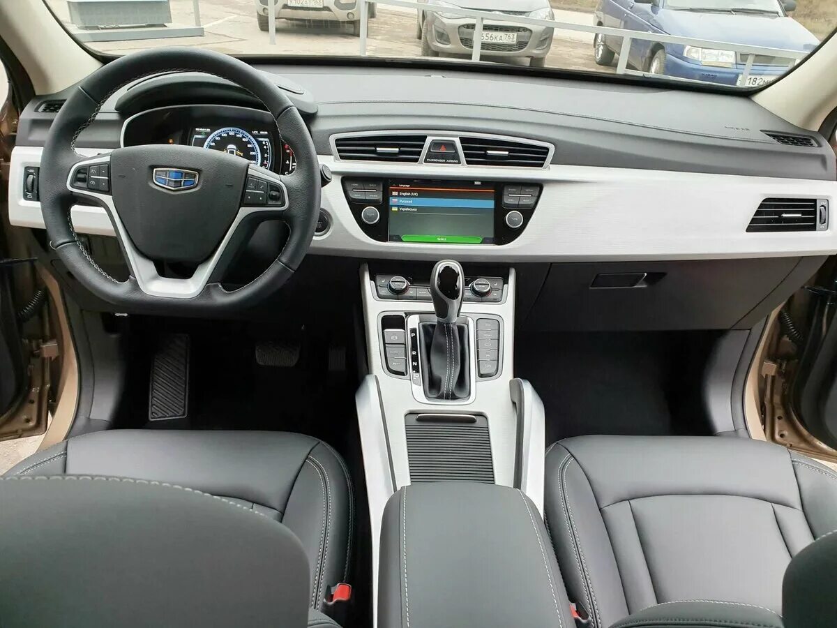 джили атлас про 2022 года