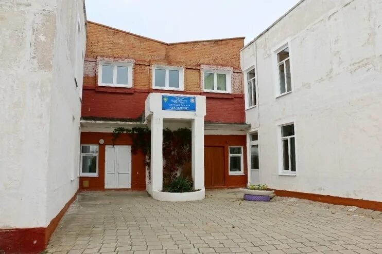 Мбдоу керчь. Сад дельфин симферополь. Детский сад дельфин семилуки. Мбдоу керчь. Мбдоу керчь.