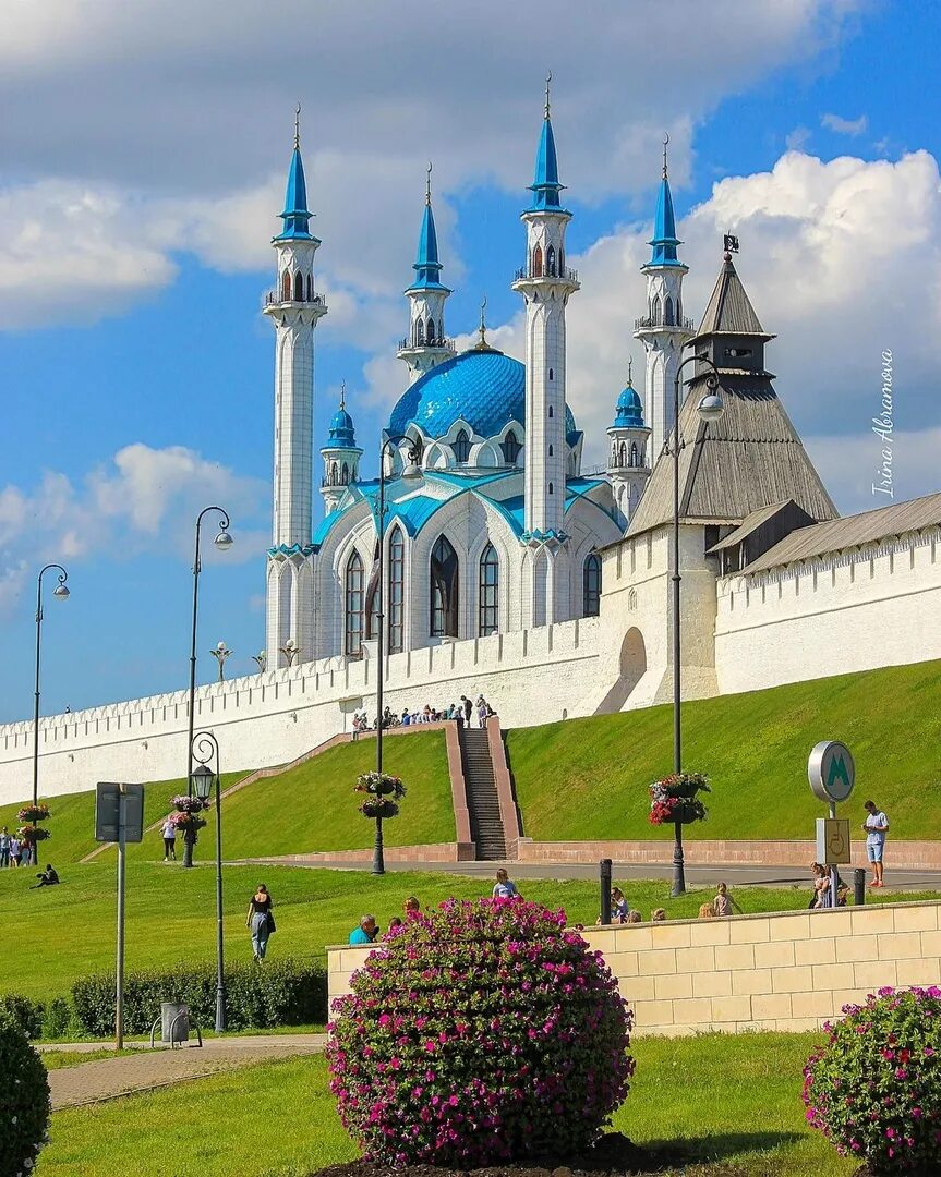 Казань места куда сходить. Казанский Кремль 1552. Республика Татарстан. Города вокруг Казани. Республика Татарстан фото.