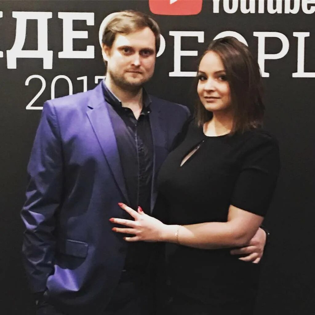 Жена куплинова. Екатерина малина 2021. Дмитрий куплинов. Екатерина куплинова. Катя дмитрия куплинова.