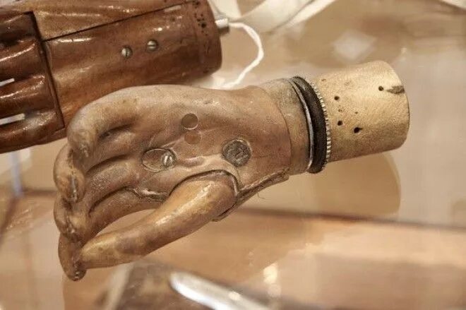 старый протез