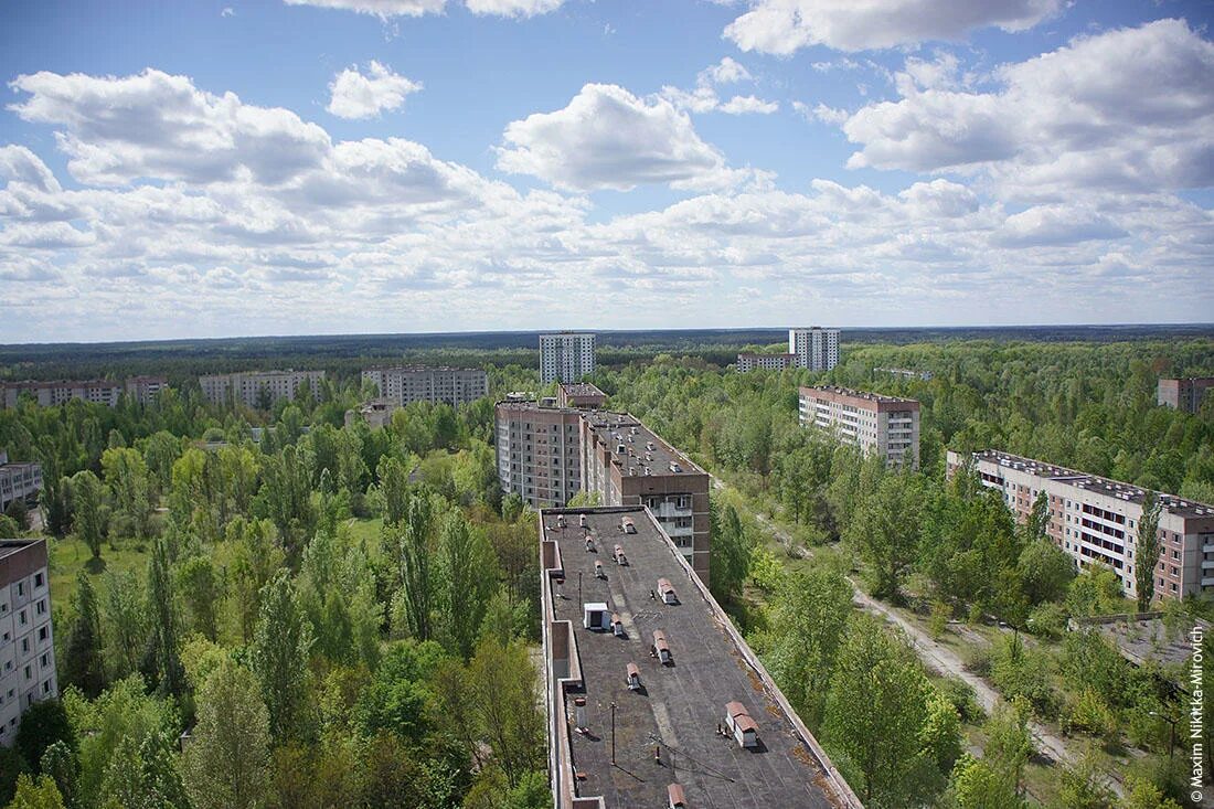Как называется припять. Припять. чернобыль многоэтажки. припять зелень. чернобыль зелень.