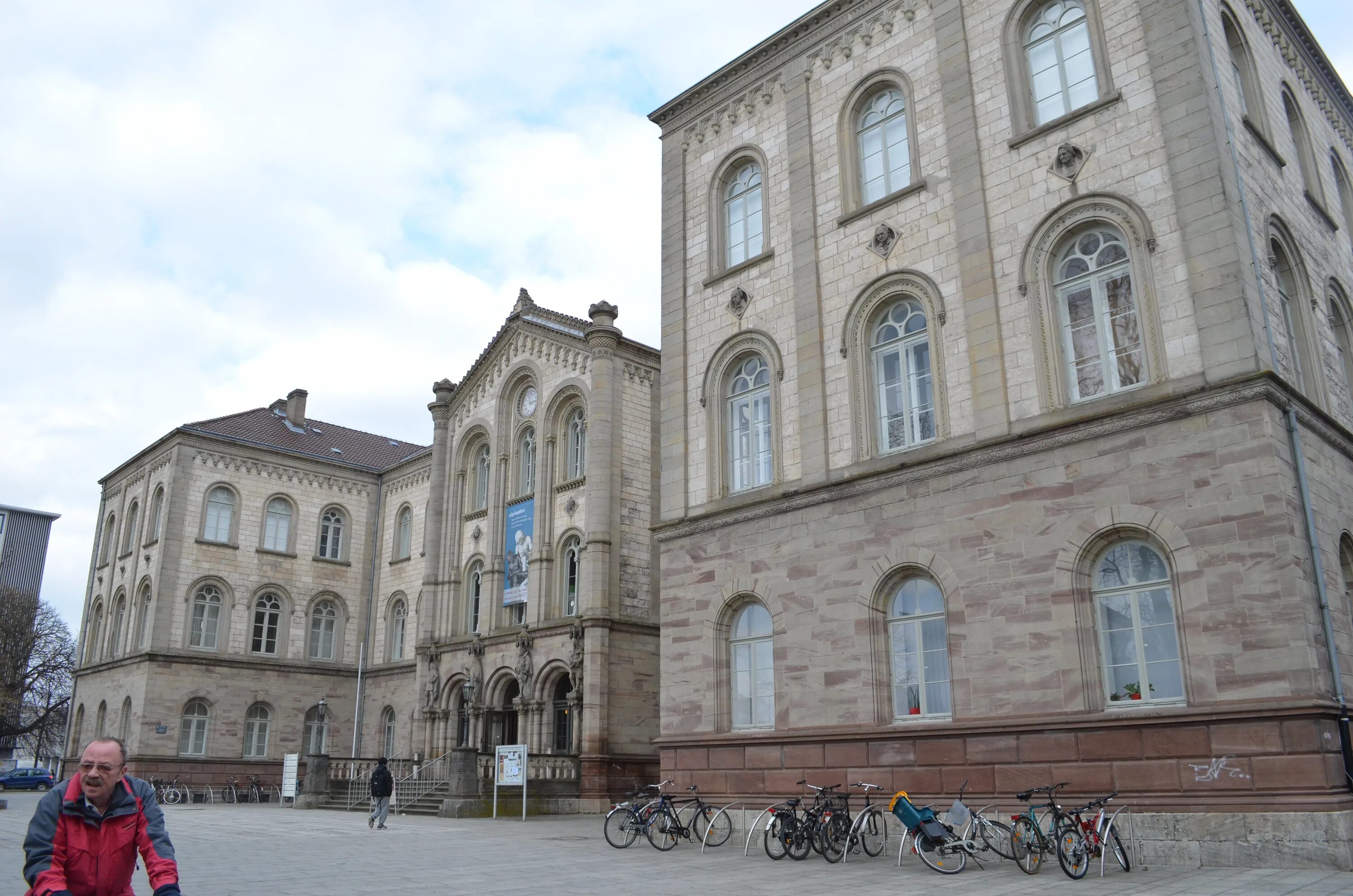 Геттингенский университет гаусс. Геттингенский университет. Гёттингенский университет 18 век. Геттингенский университет. Геттинский университет в германии.