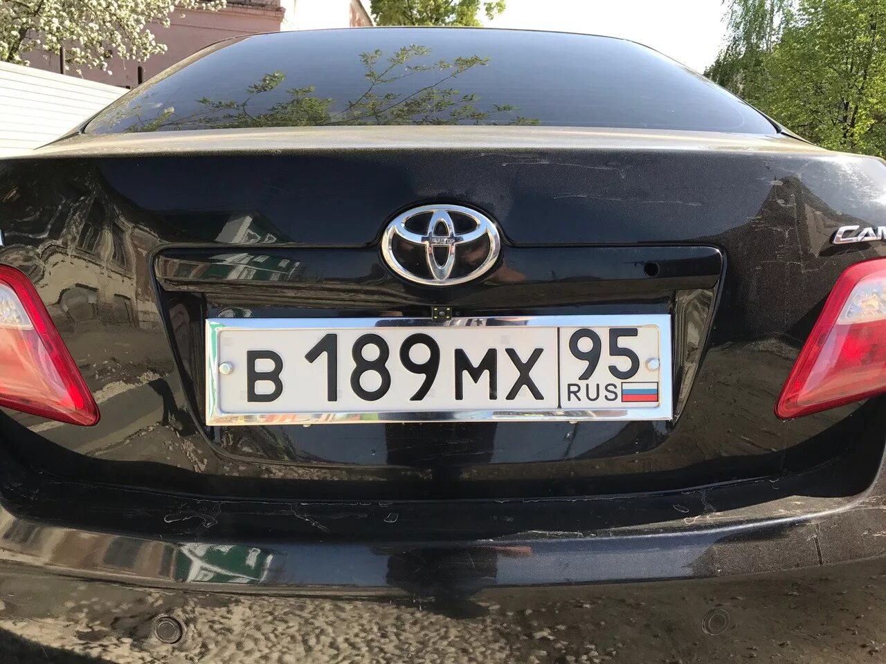 Toyota Camry 40 камера заднего. Камера заднего Камри 45. Значок камри 40