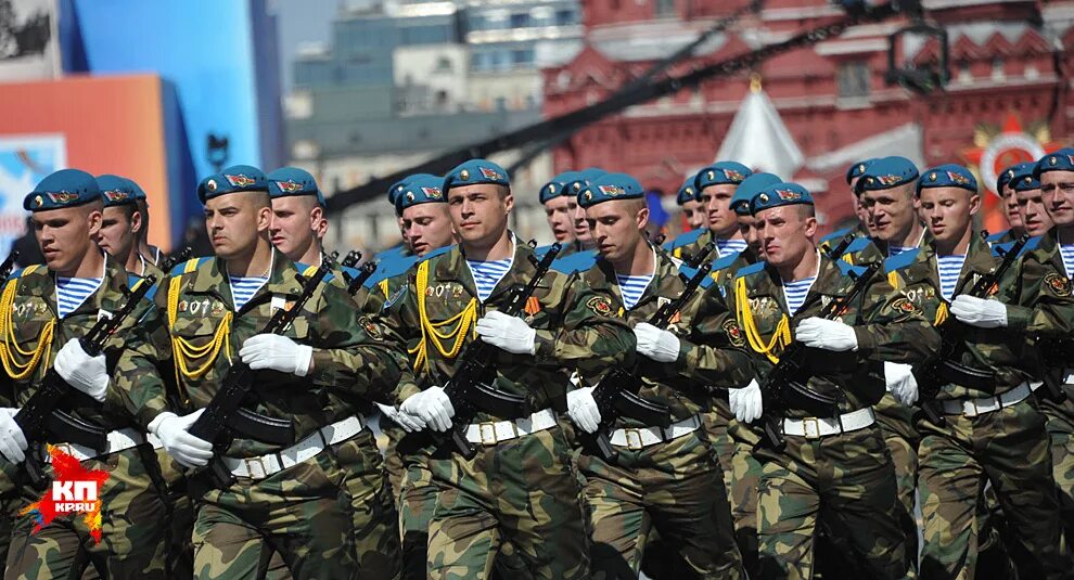 ВДВ 2022. ВДВ на параде. Десантники на параде. ВДВ на параде в Москве. 9 мая 2011