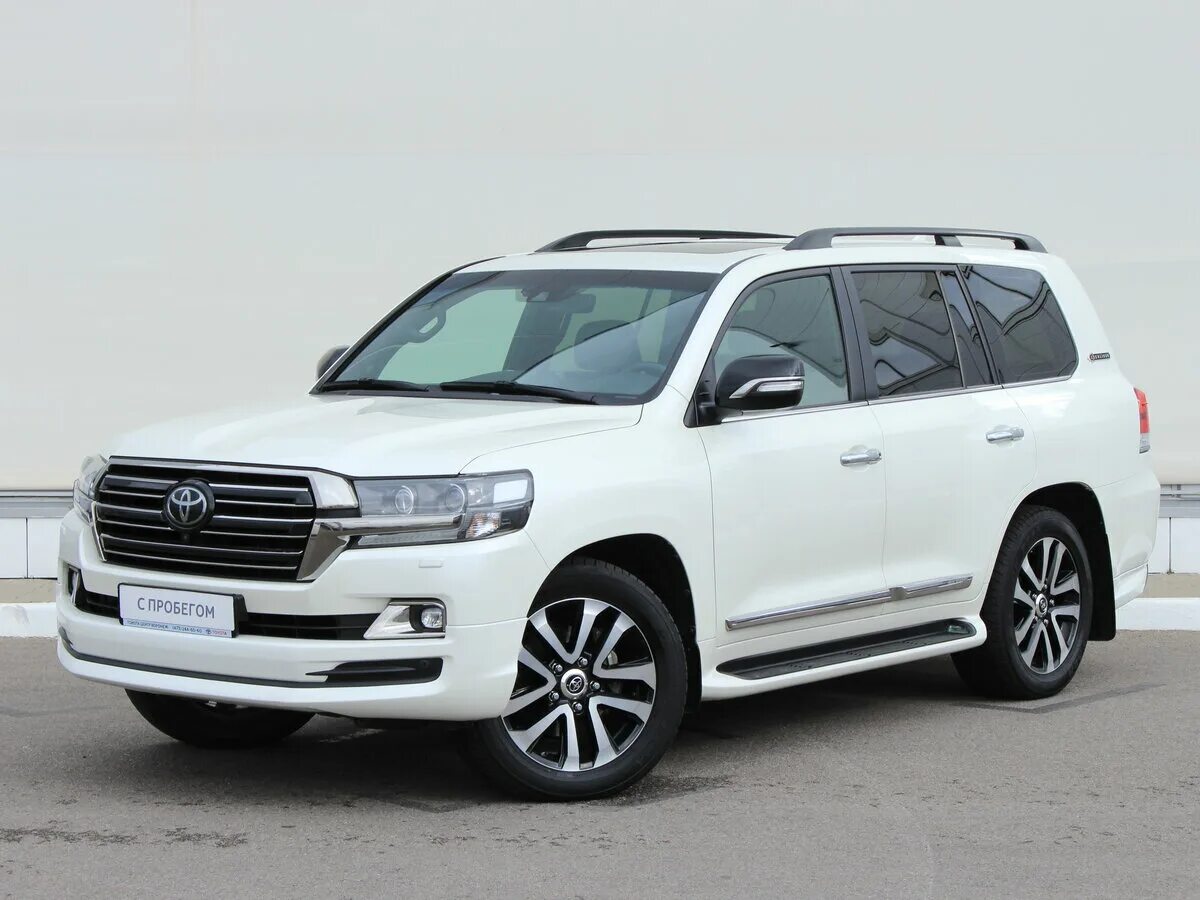 Тойота ленд крузер 2017. Toyota land cruiser 200. Toyota land cruiser 200 2017. Ленд крузер 200. Крузак 2017 года.