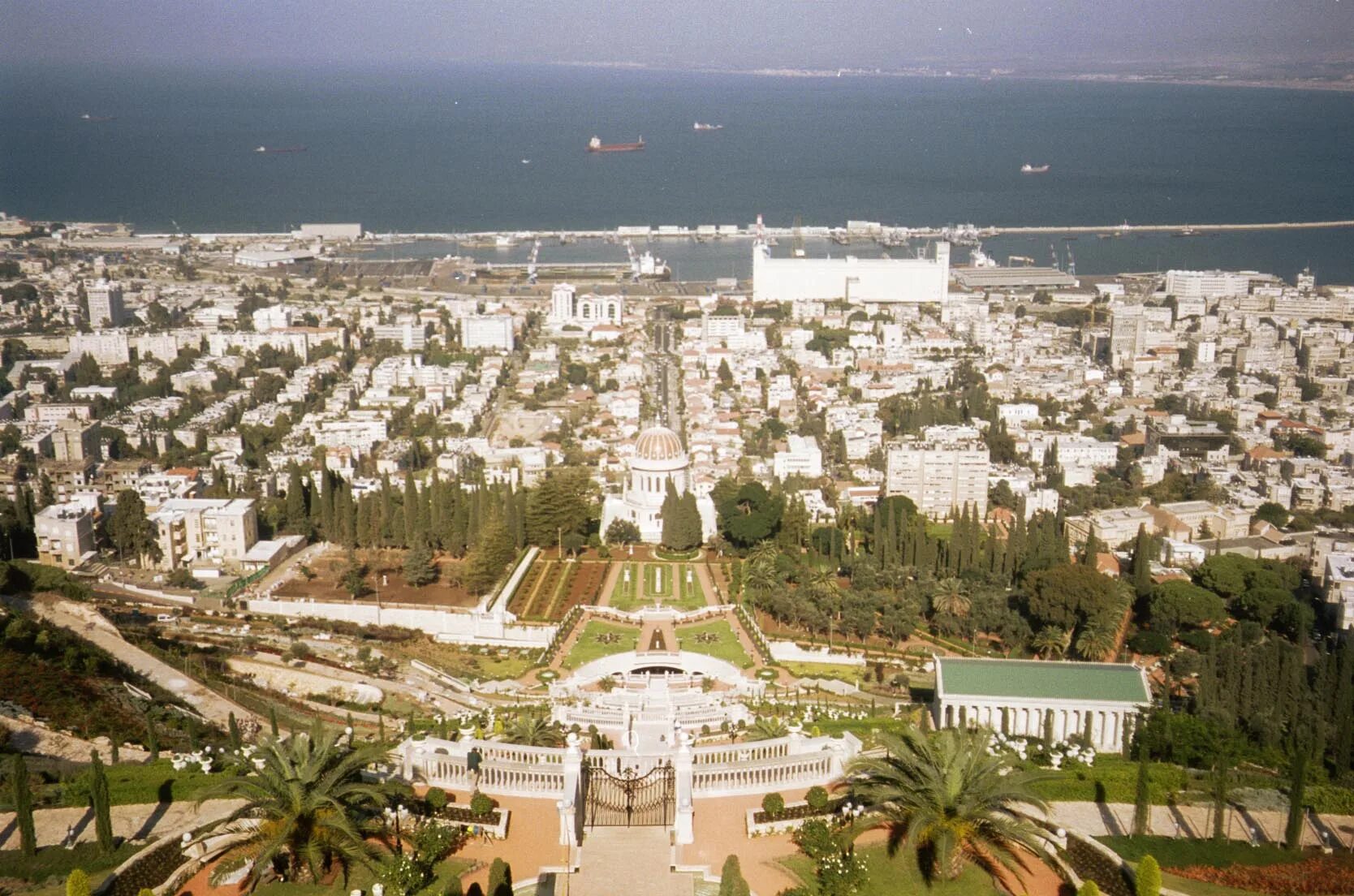 Израиль достопримечательности бахайские сады. Бахайские сады в хайфе. Хайфа иерусалим. Бахайский храм, персидские сады. Бахайские сады (г.