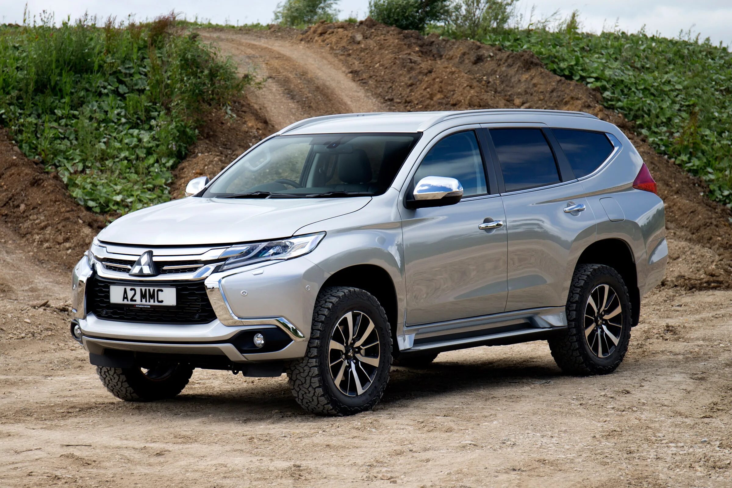 митсубиши поджеро спорт. мицубиси паджеро спорт 2019. митсубиси паджеро спорт 2013 зеленый. Mitsubishi pajero sport 2. жеро.