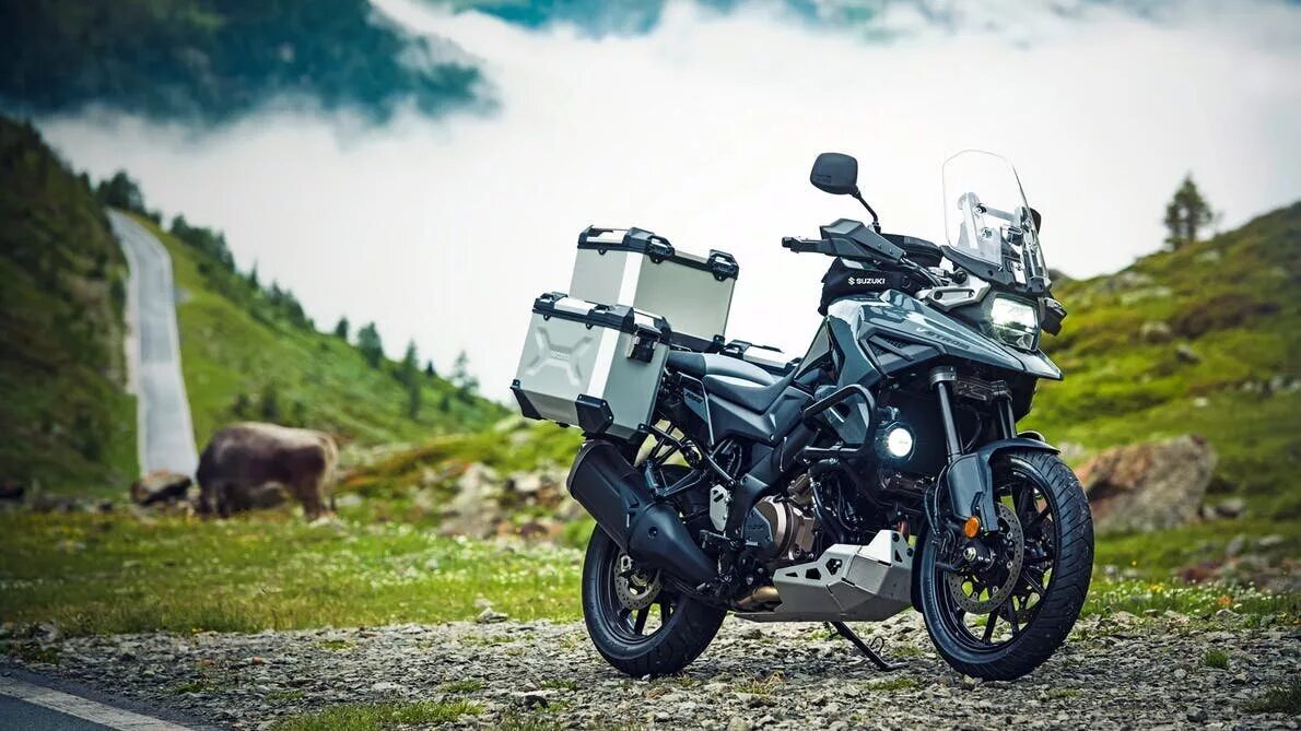 Тур эндуро авито. Suzuki v-strom 1050. suzuki v strom 1050 xt. suzuki v-strom dl 1050. сузуки турэндуро 650.
