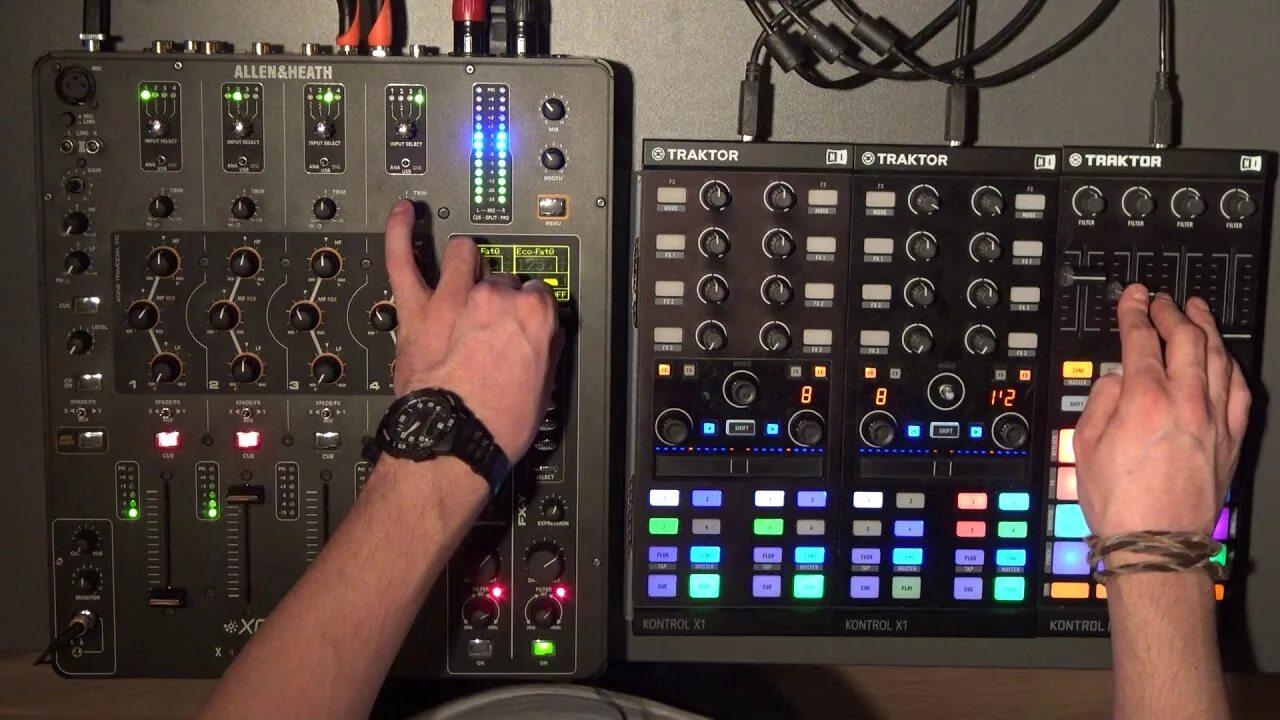 Уроки работы на dj пульте. Kого xone. Allen & heath xone:92. Xone чит. Xone меню чита.