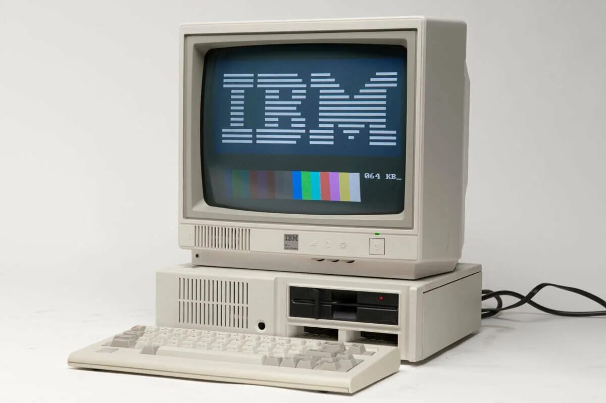 Следующий компьютер. IBM 5150. Компьютер IBM 5150. Модель IBM PC 5150.. Первый ПК IBM 5150.