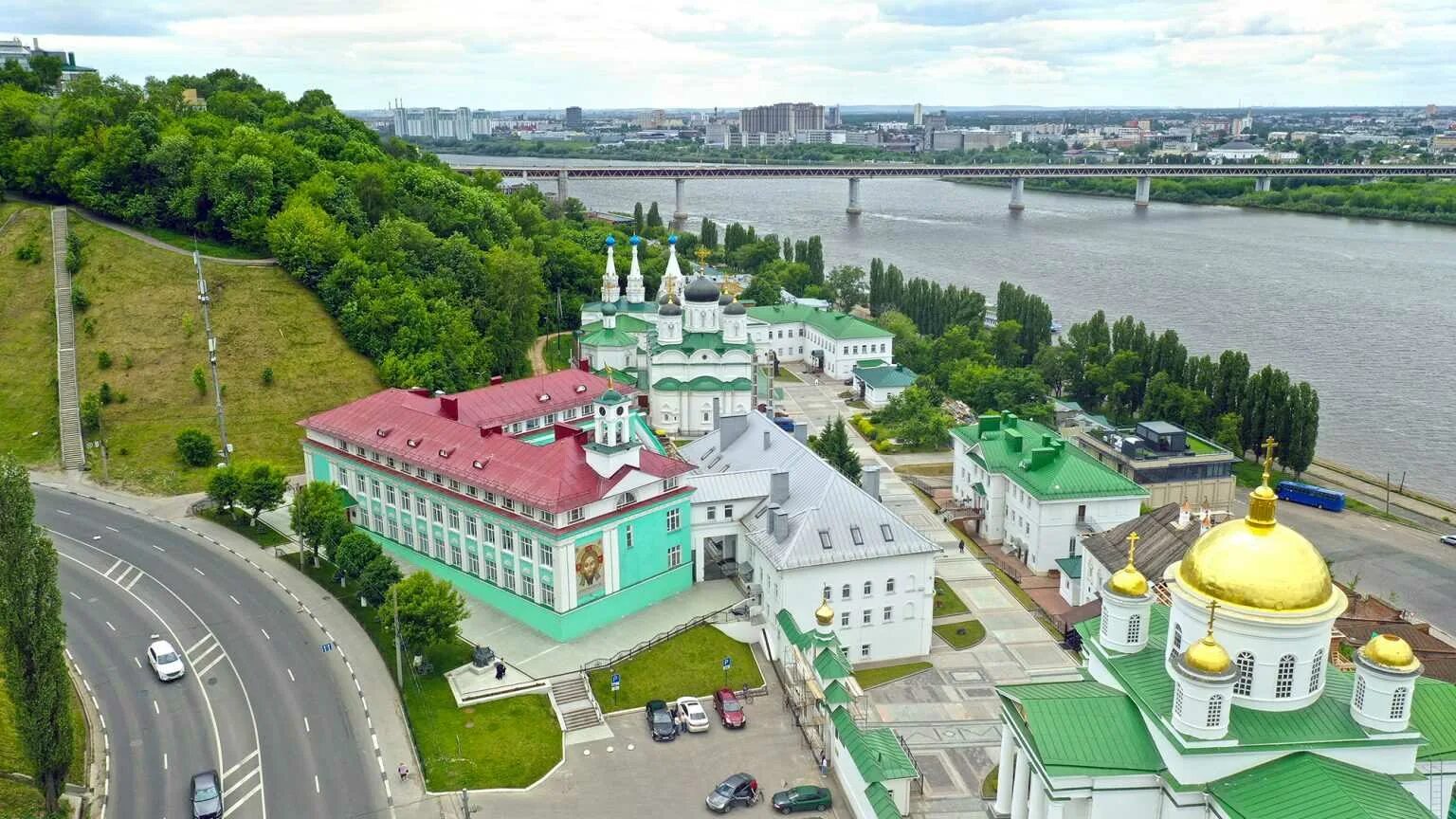 Благовещенский мужской монастырь Нижний Новгород. Благовещенский храм Нижний Новгород. Успенская Церковь Благовещенского монастыря в Нижнем Новгороде. Алексеевская Церковь Благовещенского монастыря Нижний Новгород.