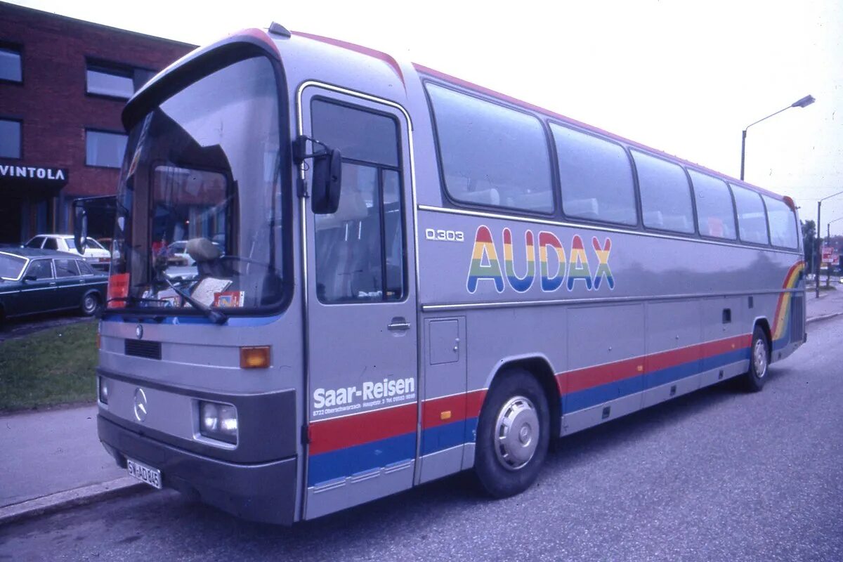 Grew bus. Grew bus