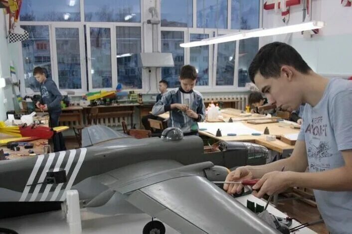 Авиамоделирование - спорт, способствующий развитию конструирования и изобретения
