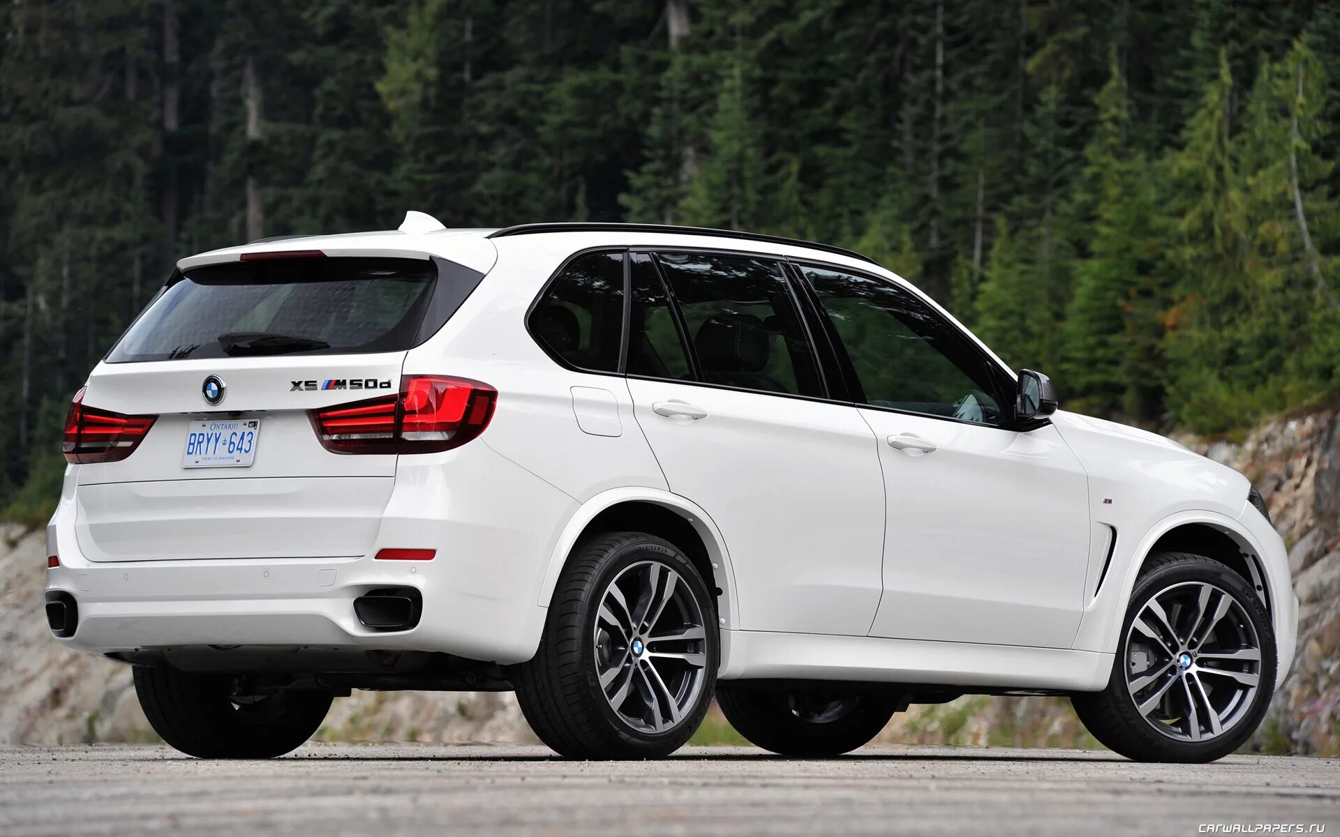 Bmw x5 2013. БМВ x5 m50d. BMW x5 f15. BMW x5 ф 15. BMW x5 f15 m50d.