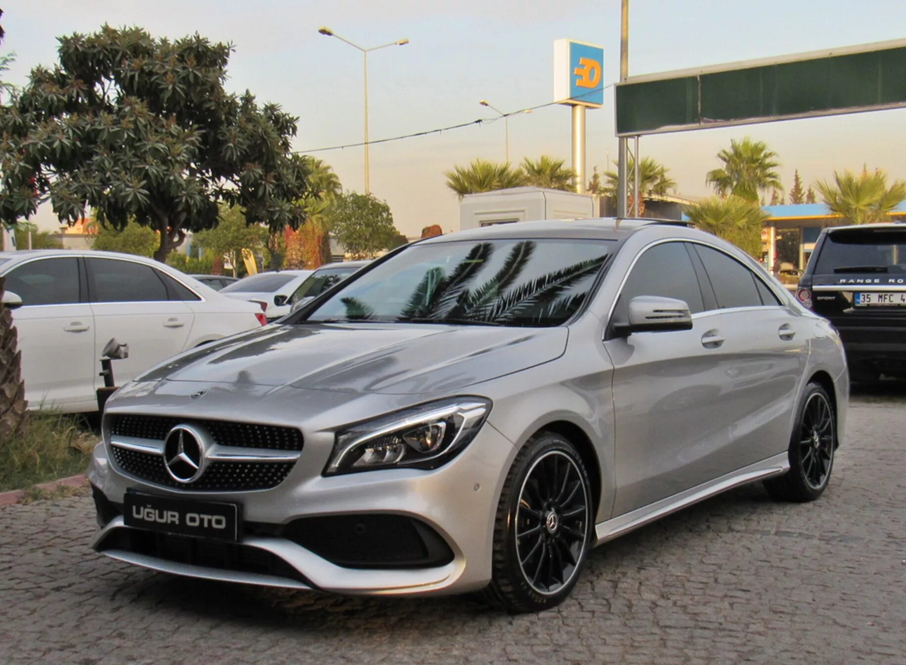 Mercedes cla 180. Mercedes CLA 180 AMG. Mercedes CLA 180 2018. Мерседес CLA 2018 AMG.