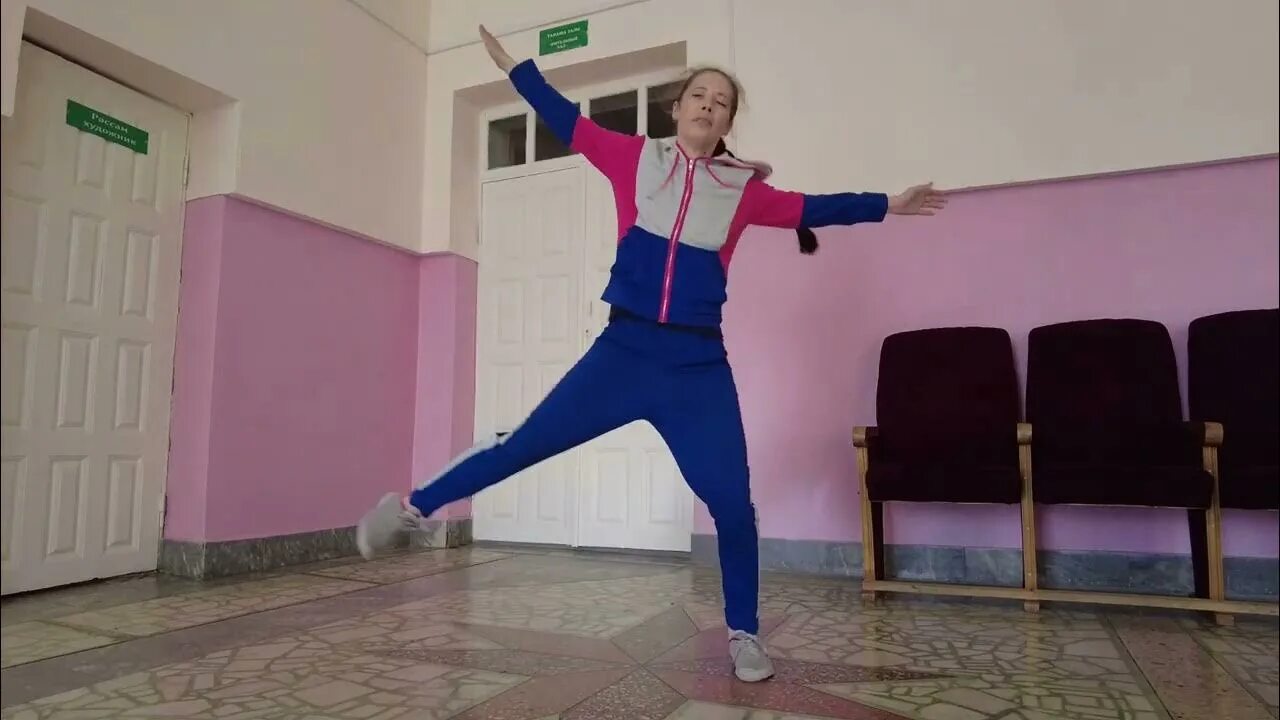 Клип чеботиной солнце монако. Iostra солнце Монако. Солнце Монако танец. Люся танцуй. Солнце Монако Iostra кавер.