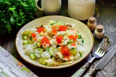 Королевский салат рецепт с кальмарами и креветками