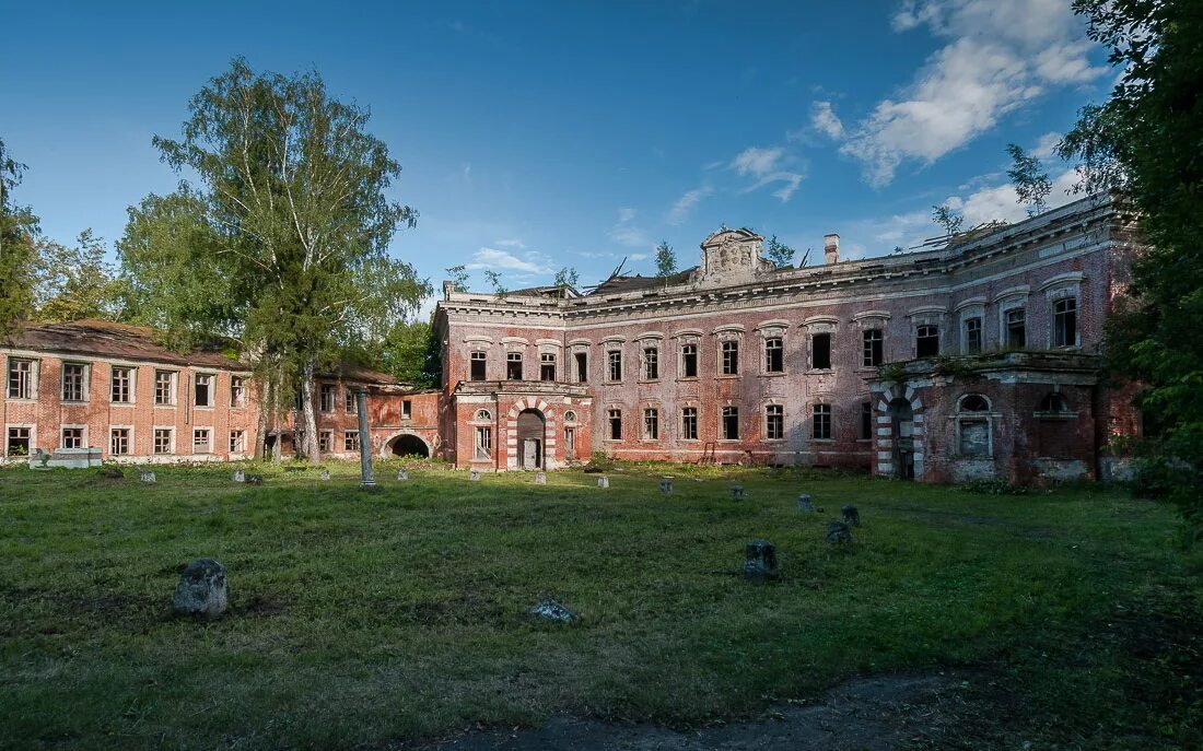 Где заброшенные подмосковье. Усадьба семёновское-Отрада. Усадьба графа Орлова Семеновское-Отрада. Усадьба Отрада Ступинский район. Заброшенная усадьба Семеновское-Отрада.