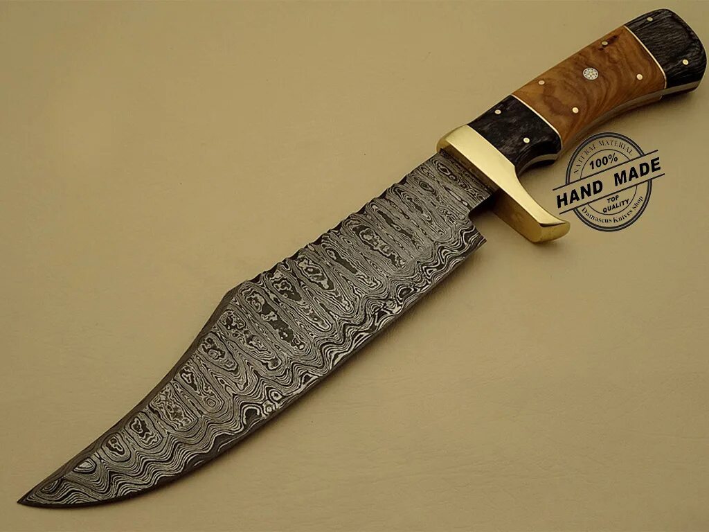 Damascus knives. Охотничий нож дамасская сталь. Нож боуи дамасская сталь. Дамаск сталь ножи. Damascus knife.